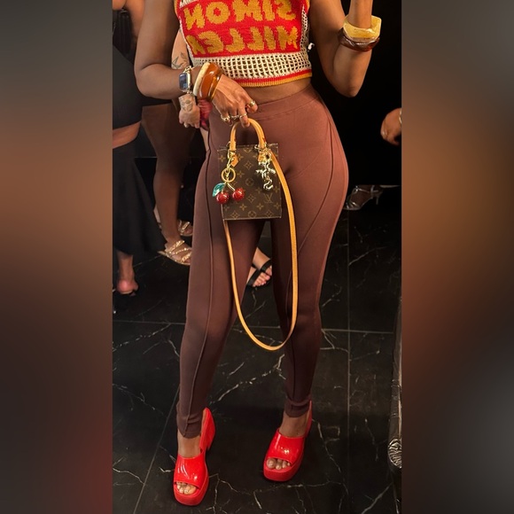 V.4 MAORI SHAPE LEGGINGS - Picture 5 of 9